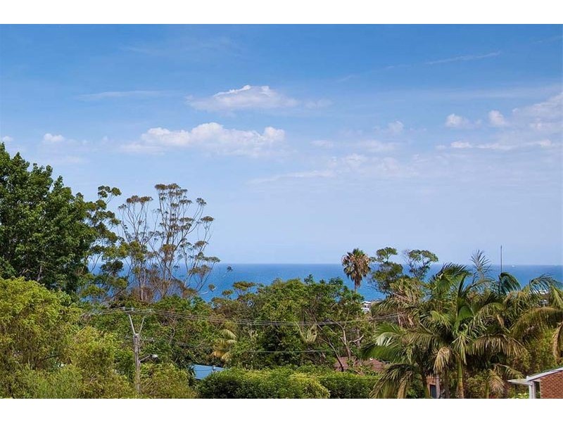 8 Treetop Glen, Thirroul NSW 2515