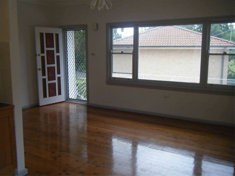 33B Nicholson Road, Woonona NSW 2517