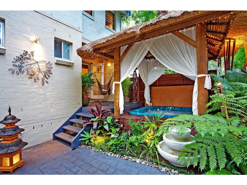 10/24  Cochrane Road, Thirroul NSW 2515