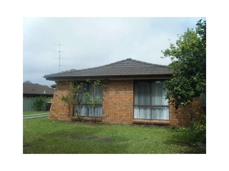 18 Glenhaven Street, Woonona NSW 2517