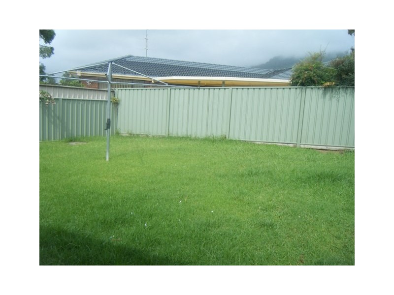 18 Glenhaven Street, Woonona NSW 2517