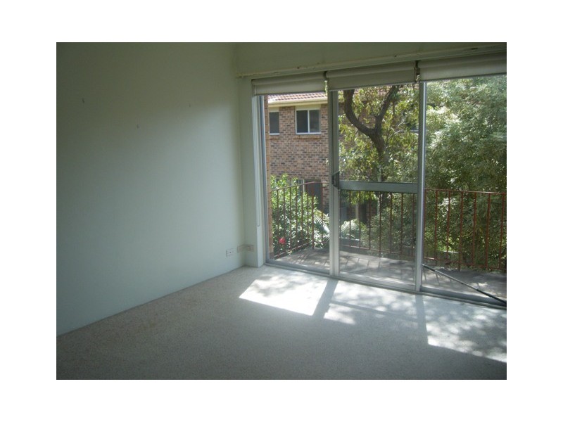 4/44 Redman Avenue, Thirroul NSW 2515