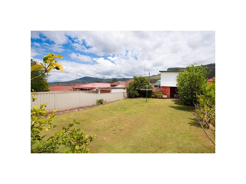 7 Midgley Street, Corrimal NSW 2518