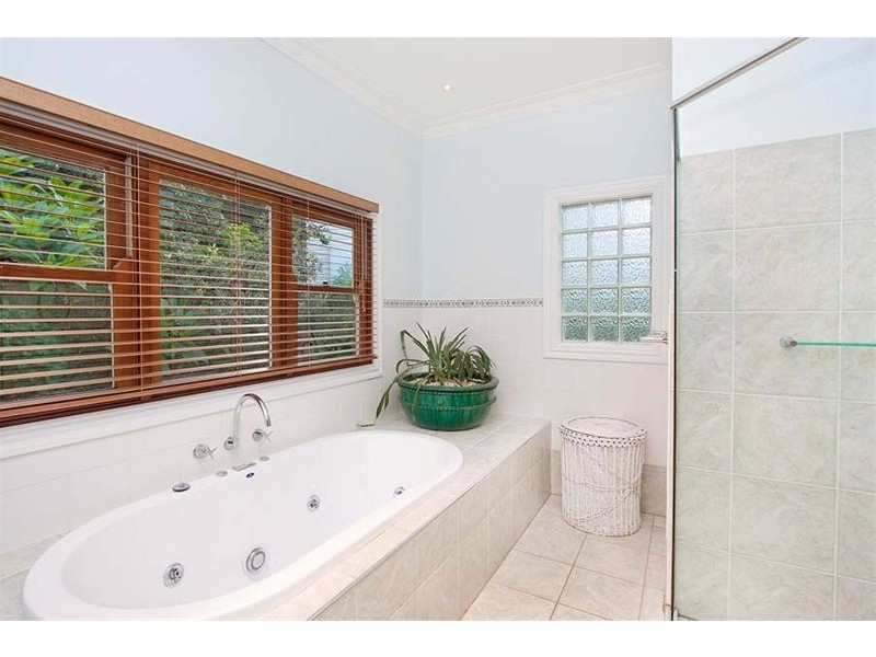 95 Princes Highway, Thirroul NSW 2515