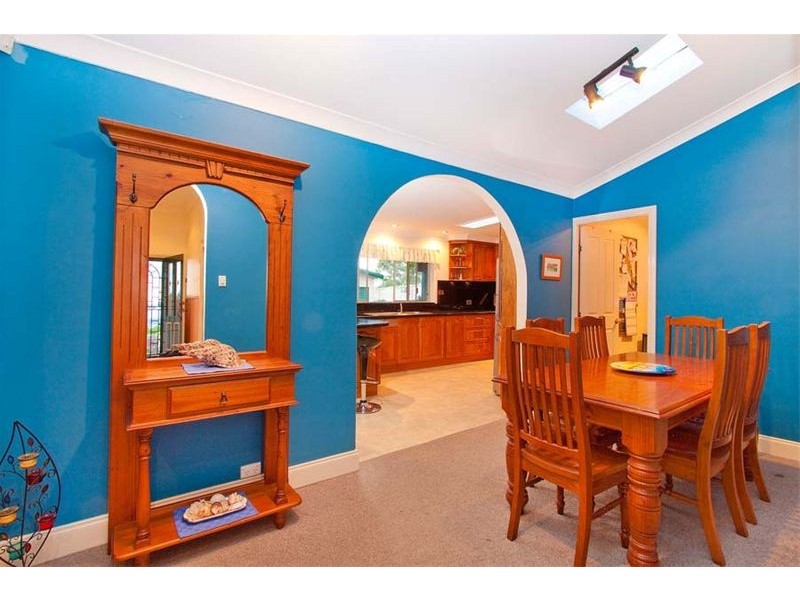 1 Hillcrest Avenue, Woonona NSW 2517