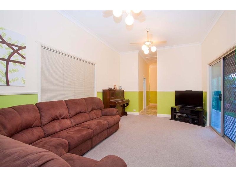 1 Hillcrest Avenue, Woonona NSW 2517