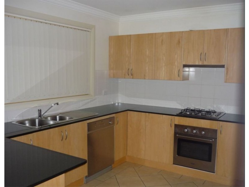 8/13a Organs Road, Bulli NSW 2516