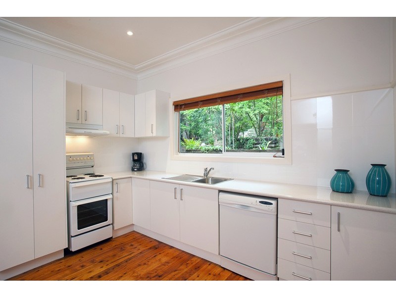 9 Asquith Street, Austinmer NSW 2515