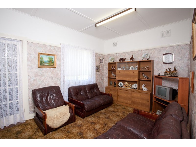 6 Hobart Street, Bulli NSW 2516