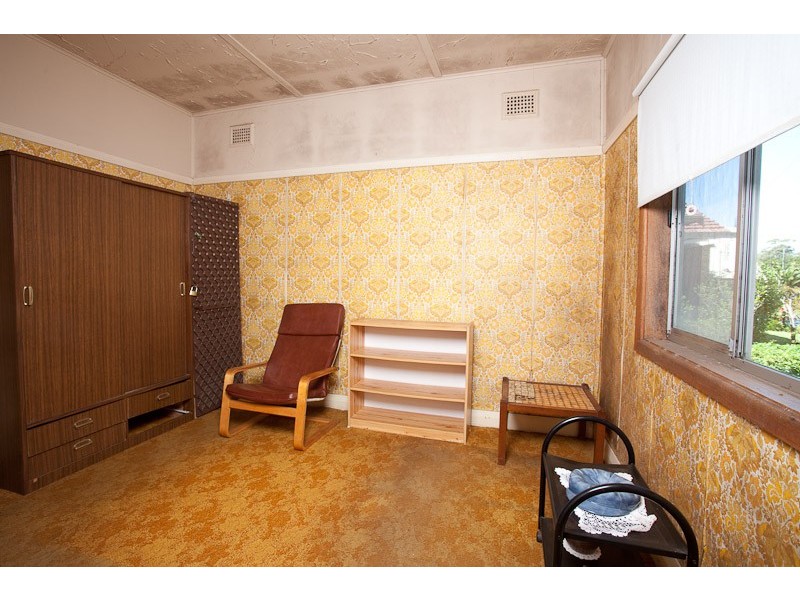 6 Hobart Street, Bulli NSW 2516