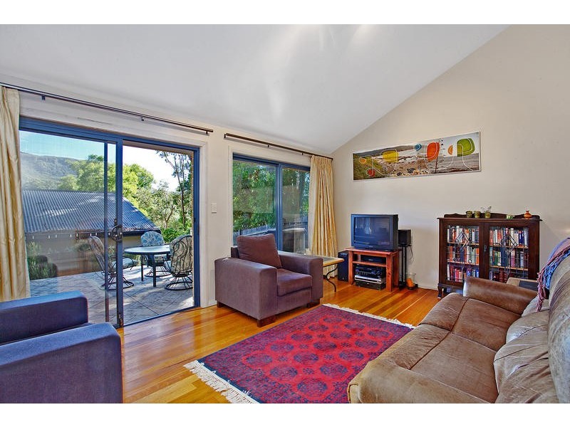 2/52C Pass Avenue, Thirroul NSW 2515