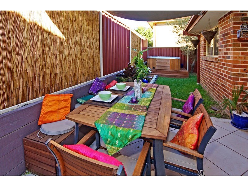 4/10 Gordon Street, Woonona NSW 2517