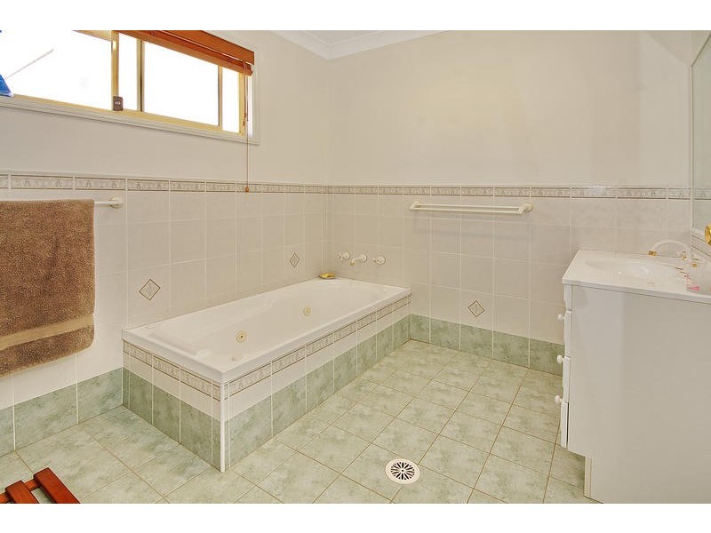 4/10 Gordon Street, Woonona NSW 2517