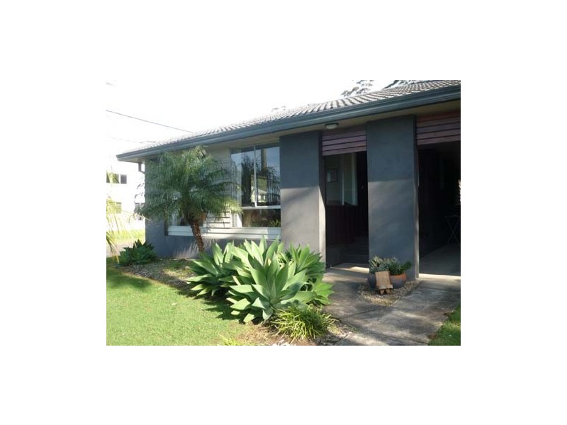 49 Armagh Parade, Thirroul NSW 2515