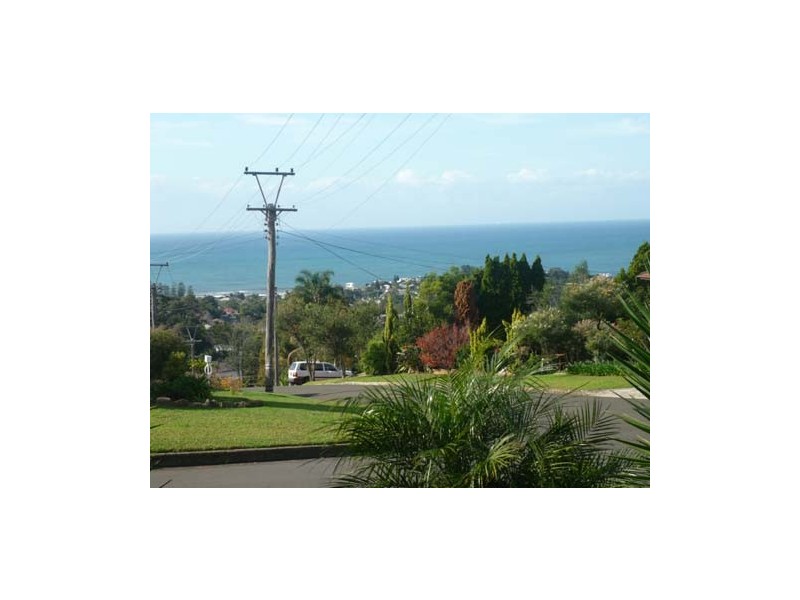 49 Armagh Parade, Thirroul NSW 2515