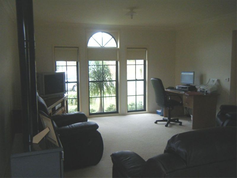 12 Wattle Road, Woonona NSW 2517