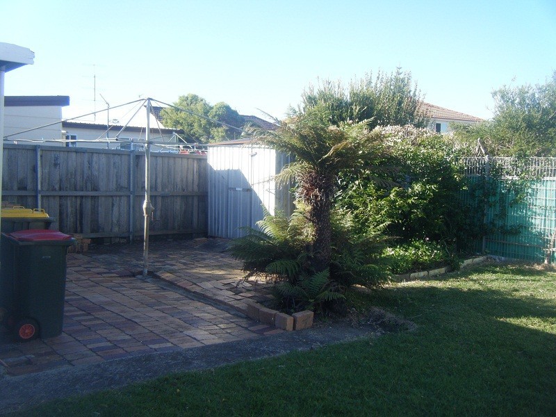 6 Corinda Avenue, Woonona NSW 2517