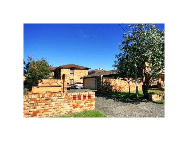 1/22 Ocean Street, Thirroul NSW 2515