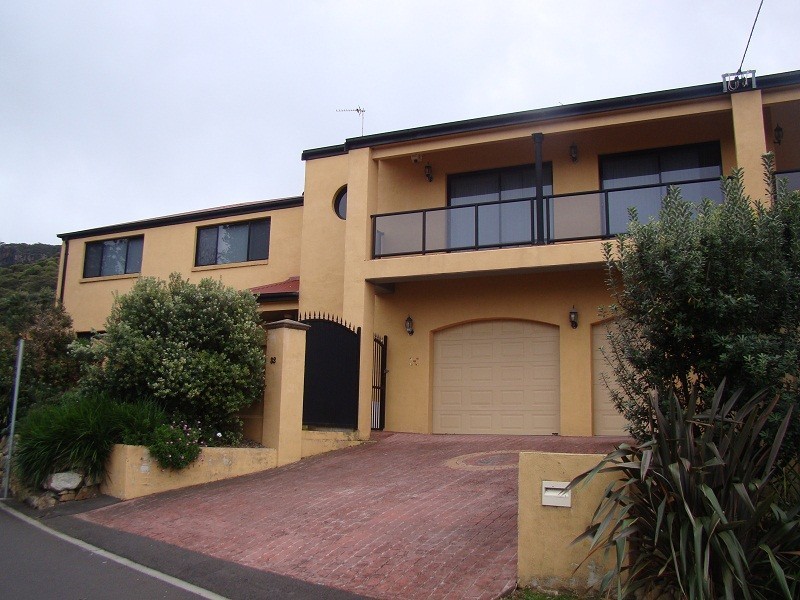 32 Railway Terrace, Scarborough NSW 2515