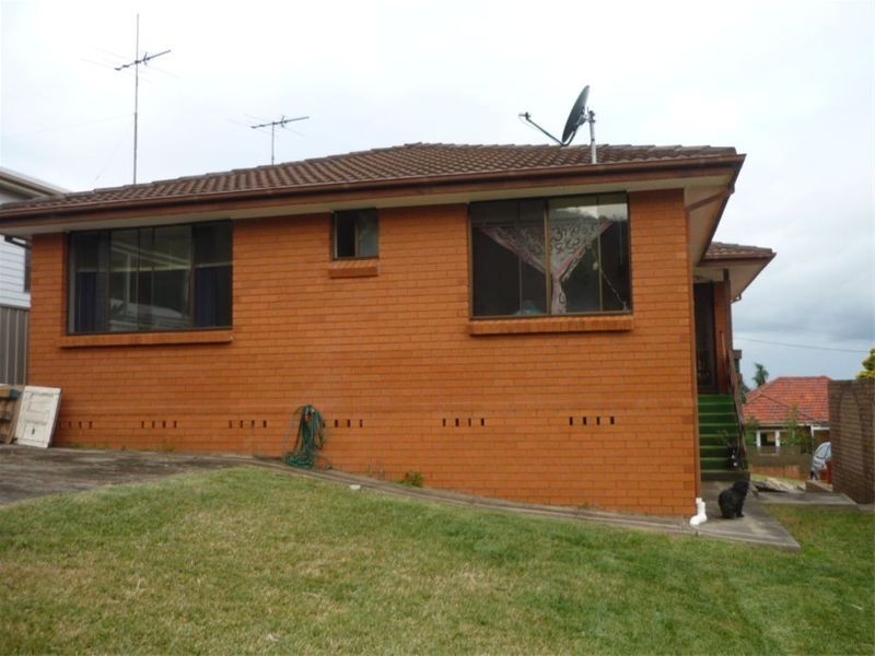 10 Soudan Street, Thirroul NSW 2515