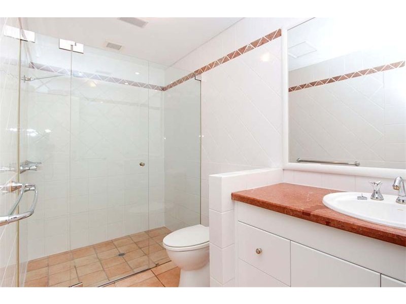 15/2-8 Harbour Street, Wollongong NSW 2500