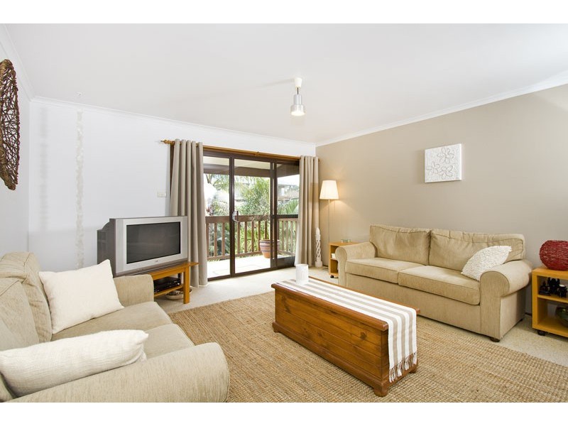 27 Armagh Parade, Thirroul NSW 2515