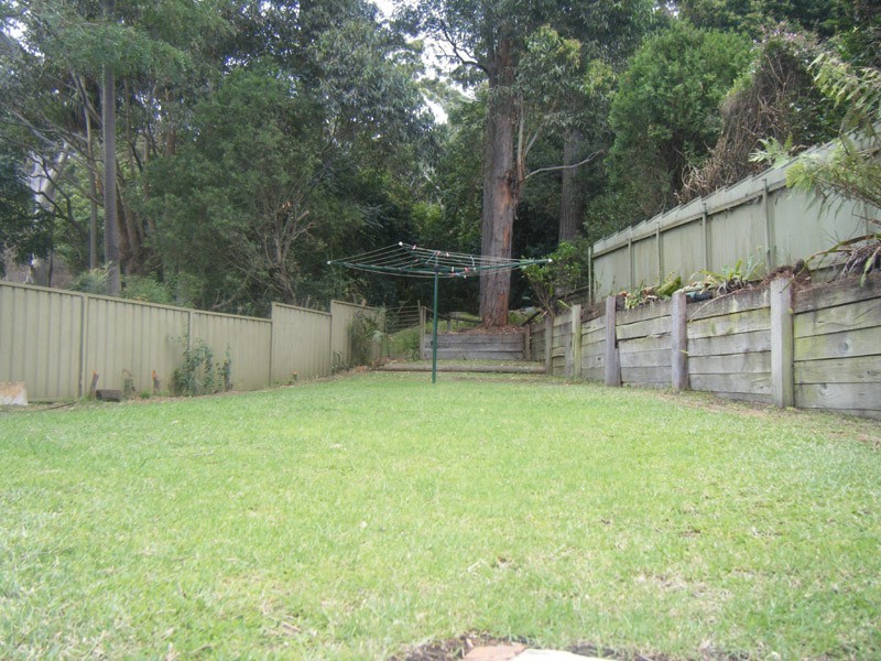 8 Cornock Avenue, Thirroul NSW 2515