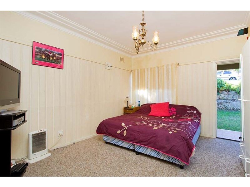 20 The Lookout, Thirroul NSW 2515