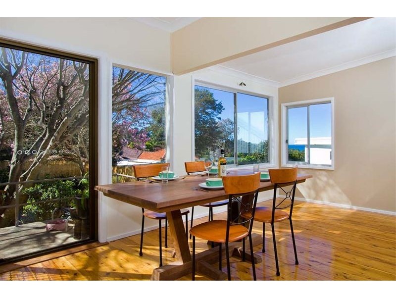 12 Armagh Parade, Thirroul NSW 2515