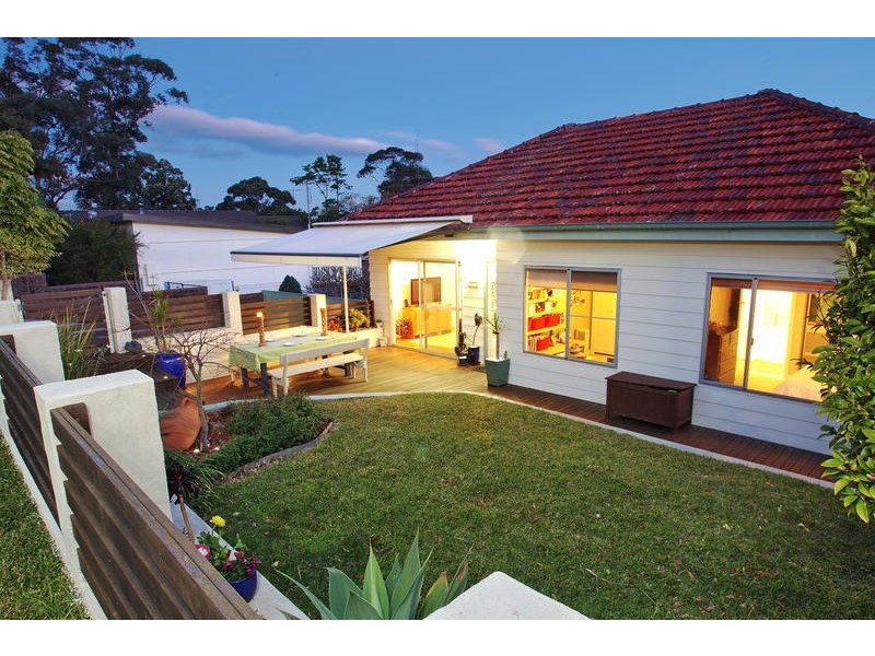 17 William Street, Bulli NSW 2516