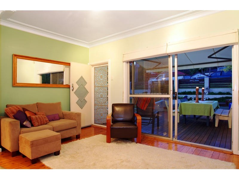 17 William Street, Bulli NSW 2516