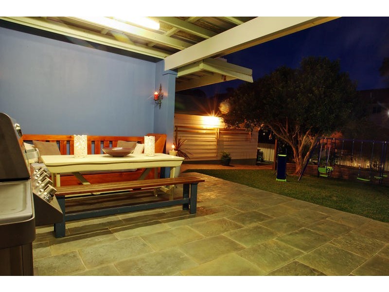 17 William Street, Bulli NSW 2516