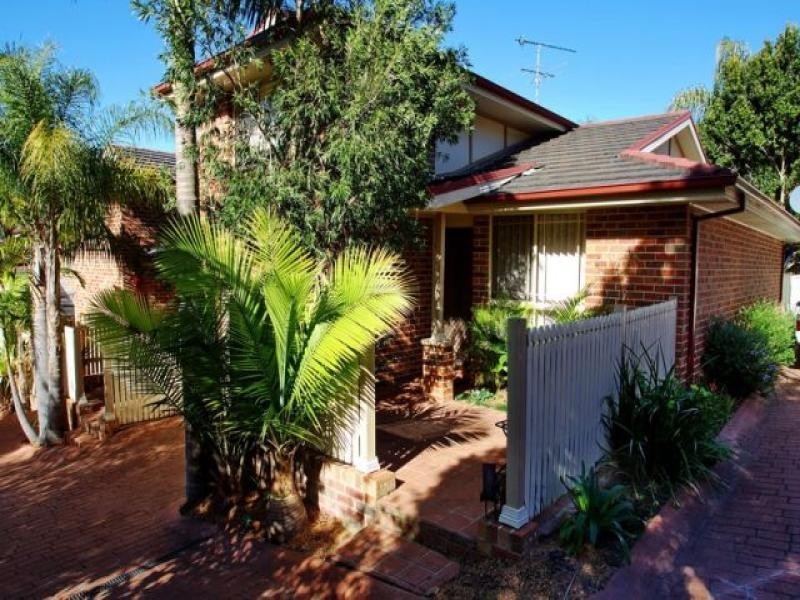 6/2 Gwyther Avenue, Bulli NSW 2516