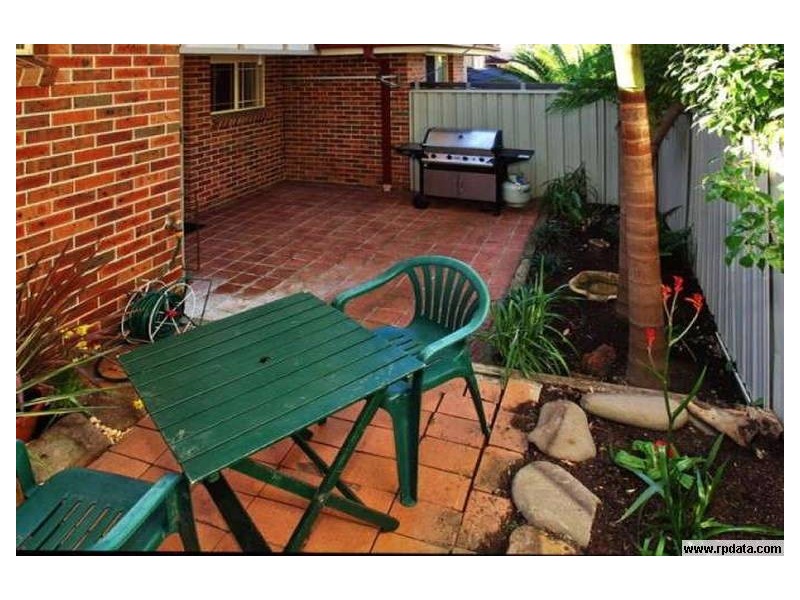 6/2 Gwyther Avenue, Bulli NSW 2516