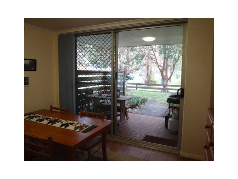 1/17 Henley Road, Thirroul NSW 2515