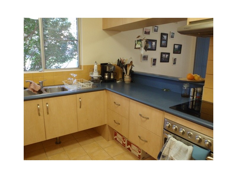 1/17 Henley Road, Thirroul NSW 2515