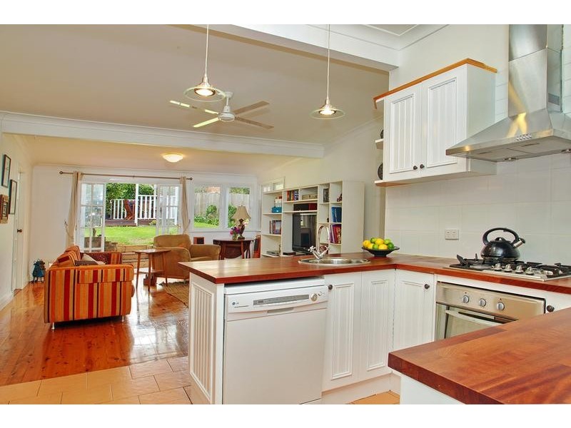 338 Lawrence Hargrave Drive, Thirroul NSW 2515