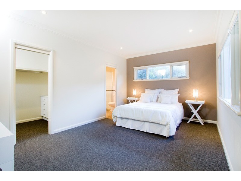 2/2C Lachlan Street, Thirroul NSW 2515