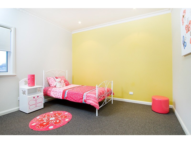 2/2C Lachlan Street, Thirroul NSW 2515