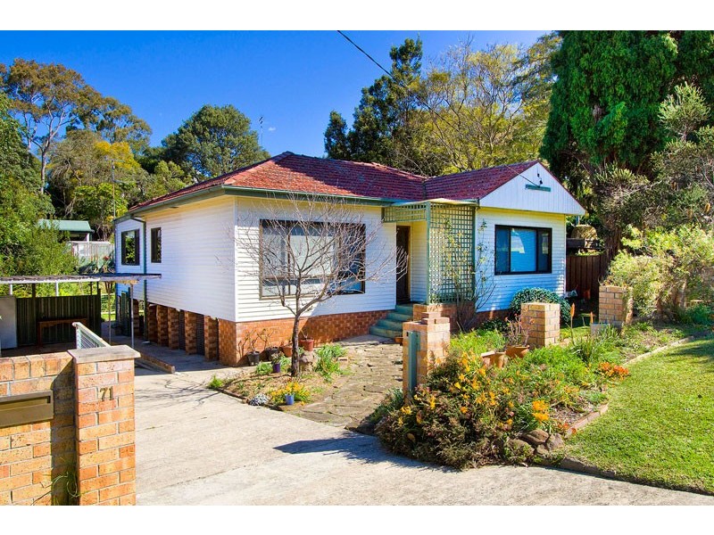 71 George Street, Thirroul NSW 2515