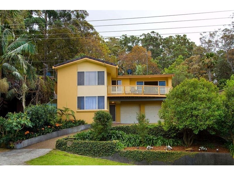 25 Kanangra Drive, Thirroul NSW 2515
