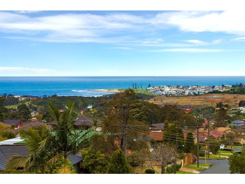 25 Kanangra Drive, Thirroul NSW 2515
