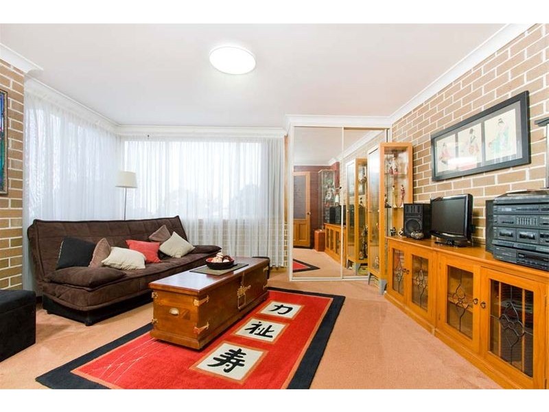 25 Kanangra Drive, Thirroul NSW 2515