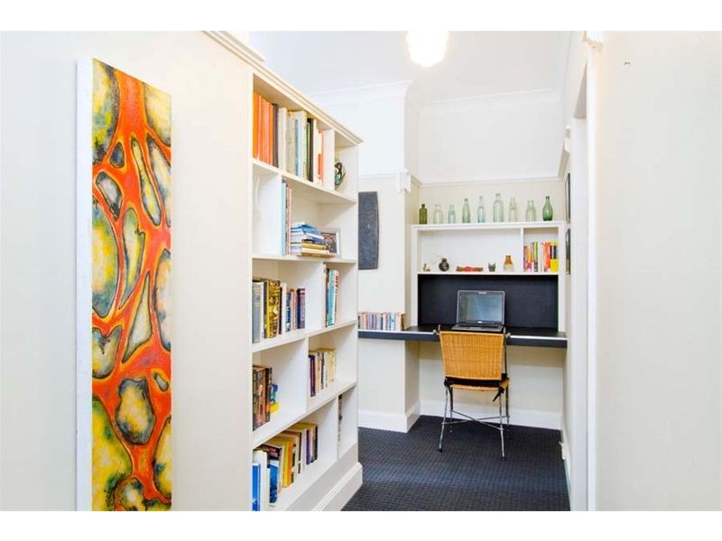 36 Pass Avenue, Thirroul NSW 2515