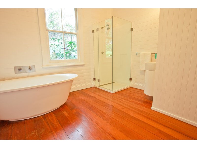 720 Lawrence Hargrave Drive, Coledale NSW 2515