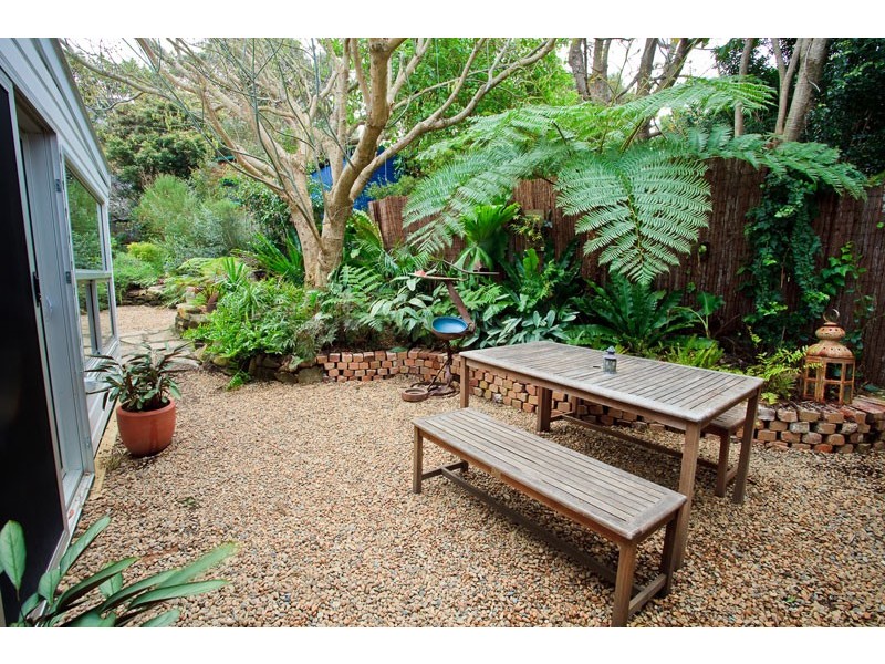 720 Lawrence Hargrave Drive, Coledale NSW 2515