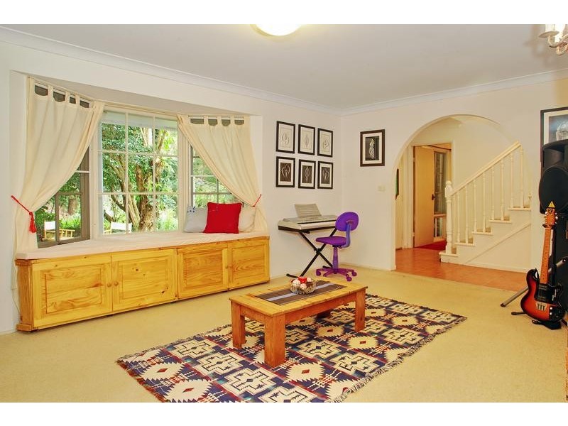42 Kanangra Drive, Thirroul NSW 2515