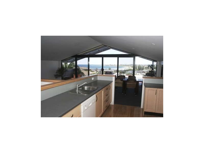 10 Mountain Road, Austinmer NSW 2515