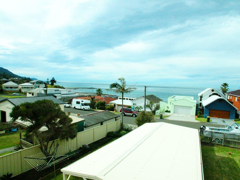 767 Lawrence Hargrave Drive, Coledale NSW 2515