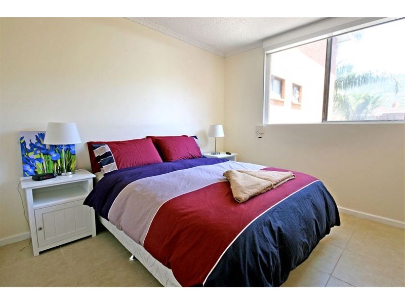 5/235  Lawrence Hargrave Drive, Thirroul NSW 2515